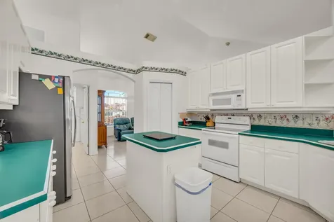 3407 Se Hart Circle Port Saint Lucie FL 34984