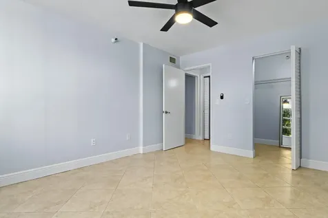 123 Yacht Club Way Hypoluxo FL 33462
