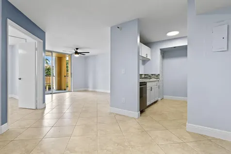 123 Yacht Club Way Hypoluxo FL 33462
