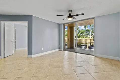 123 Yacht Club Way Hypoluxo FL 33462