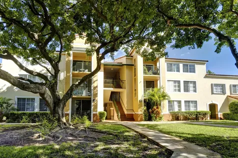 123 Yacht Club Way Hypoluxo FL 33462