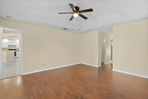 241 Se Starfish Port Saint Lucie FL 34984