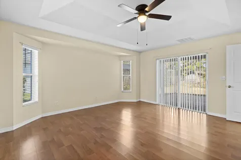 241 Se Starfish Port Saint Lucie FL 34984
