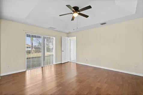 241 Se Starfish Port Saint Lucie FL 34984