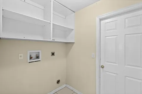 241 Se Starfish Port Saint Lucie FL 34984