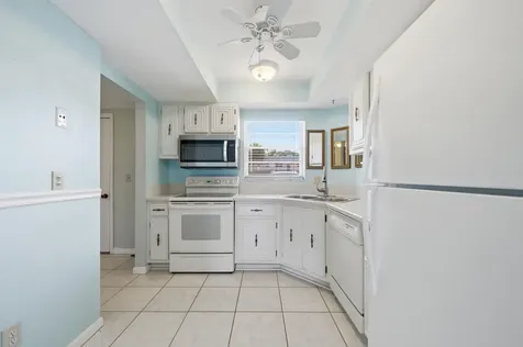 18081 Se Country Club Drive Jupiter FL 33469