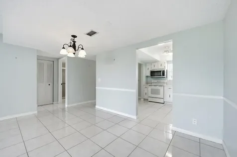 18081 Se Country Club Drive Jupiter FL 33469