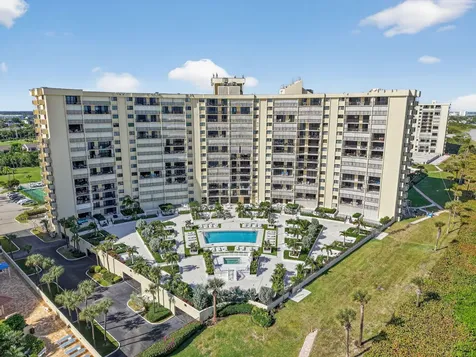 200 Ocean Trail Way Jupiter FL 33477
