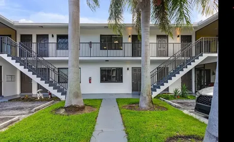 520 NE 44th Street Boca Raton FL 33431