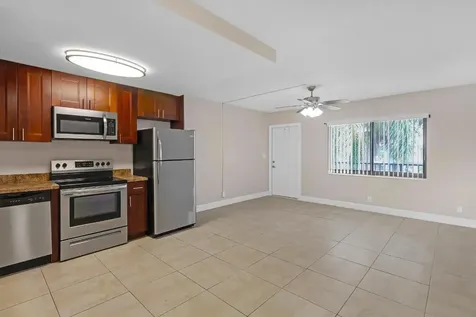 520 NE 44th Street Boca Raton FL 33431