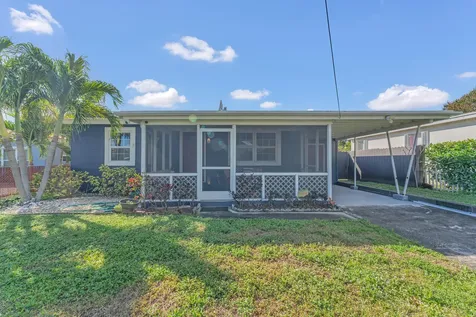 818 Kaye Street West Palm Beach FL 33405