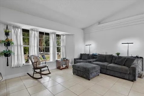 14537 N 77th Place Loxahatchee FL 33470