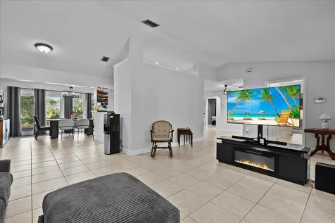 14537 N 77th Place Loxahatchee FL 33470