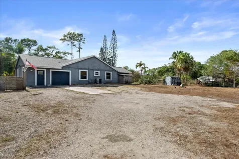 14537 N 77th Place Loxahatchee FL 33470