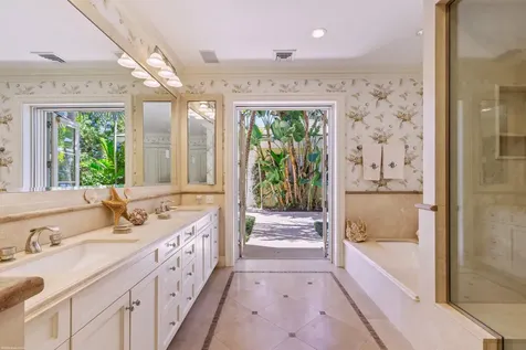 228 S Beach Road Jupiter Island FL 33455