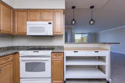 1000 Spanish River Road Boca Raton FL 33432