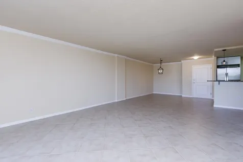 1000 Spanish River Road Boca Raton FL 33432