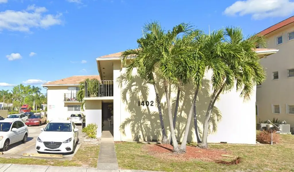 1402 S Federal Highway Lake Worth Beach FL 33460