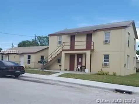 900 Avenue H Avenue Riviera Beach FL 33404