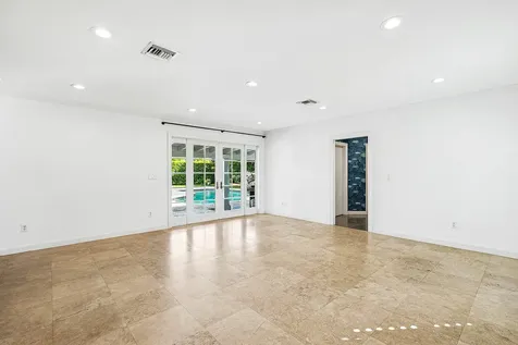 1103 Nw 6th Avenue Delray Beach FL 33444