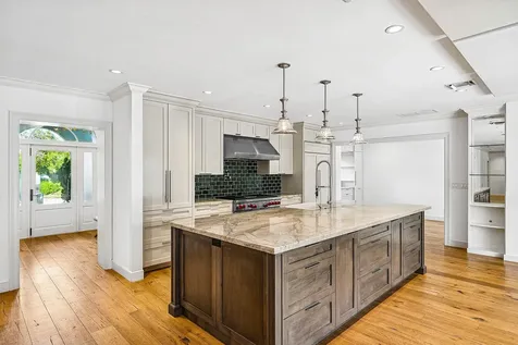 1103 Nw 6th Avenue Delray Beach FL 33444