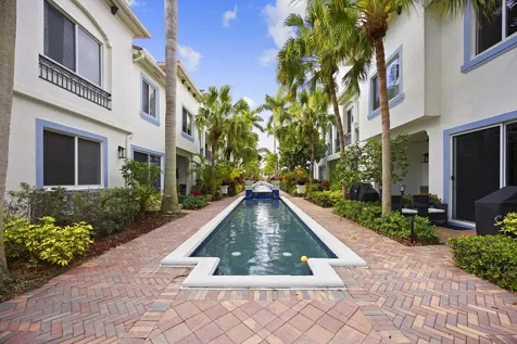 3055 Waterside Circle Boynton Beach FL 33435