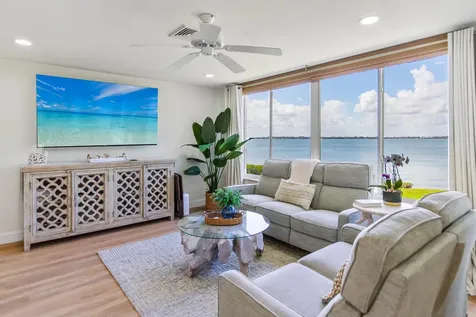 2370 Ne Ocean Boulevard Stuart FL 34996