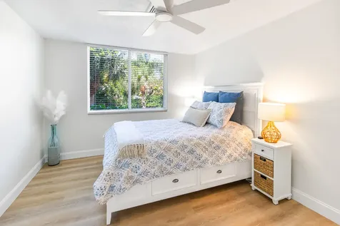 2370 Ne Ocean Boulevard Stuart FL 34996