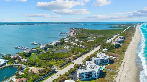 2370 Ne Ocean Boulevard Stuart FL 34996