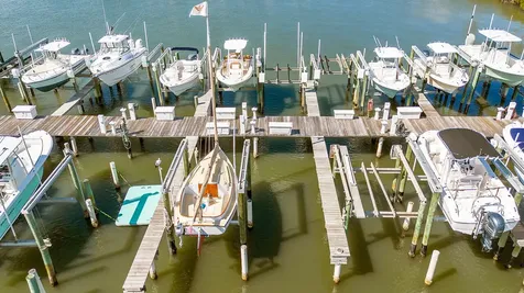 2370 Ne Ocean Boulevard Stuart FL 34996