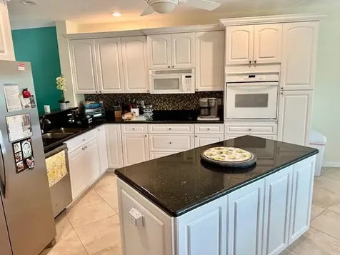 2183 SE Wild Meadow Circle Port Saint Lucie FL 34952