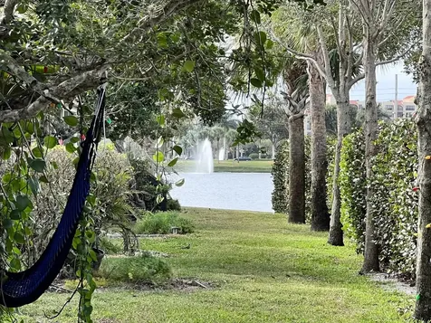6787 Via Regina Boca Raton FL 33433