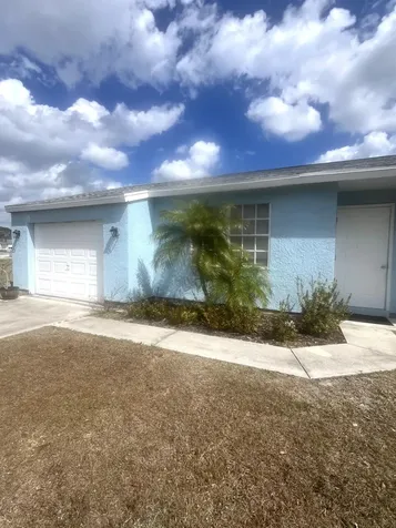2397 Se West Blackwell Drive Port Saint Lucie FL 34952