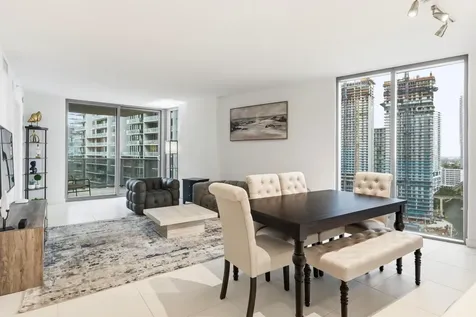 31 Se 6th Street Miami FL 33131
