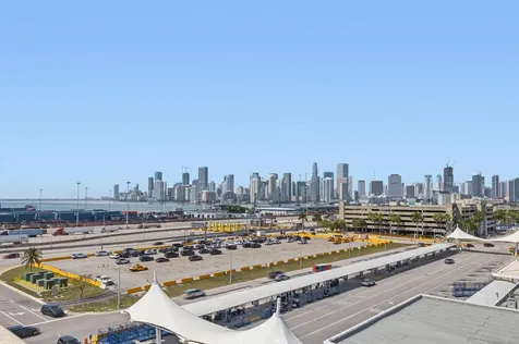 31 Se 6th Street Miami FL 33131