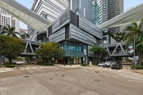 31 Se 6th Street Miami FL 33131