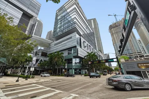 31 Se 6th Street Miami FL 33131