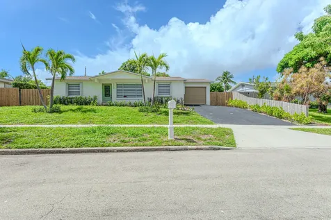 1717 16th Court Lake Worth Beach FL 33460
