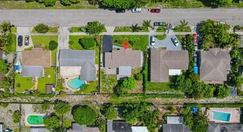 1717 16th Court Lake Worth Beach FL 33460
