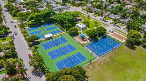 1717 16th Court Lake Worth Beach FL 33460