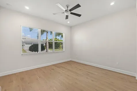 9918 Pecorino Isle Boynton Beach FL 33473