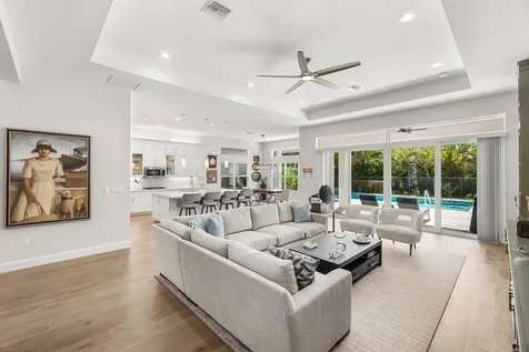 9918 Pecorino Isle Boynton Beach FL 33473