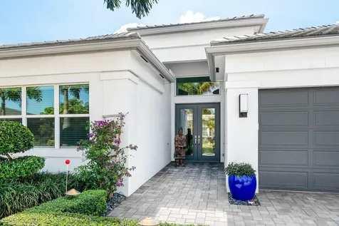 9918 Pecorino Isle Boynton Beach FL 33473