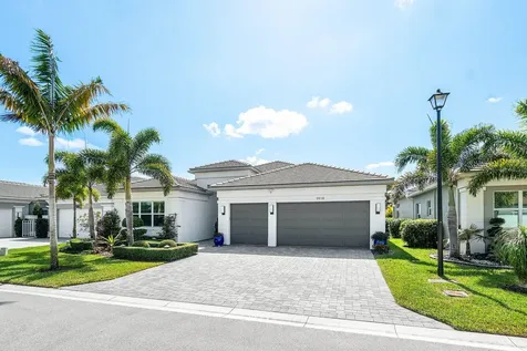 9918 Pecorino Isle Boynton Beach FL 33473