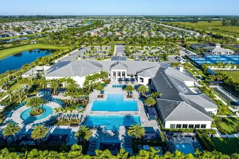 9918 Pecorino Isle Boynton Beach FL 33473