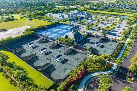 9918 Pecorino Isle Boynton Beach FL 33473