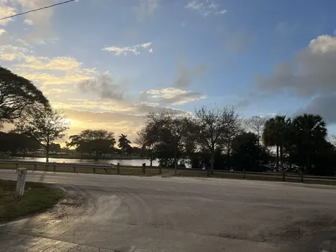 2286 Lake Osborne Drive Lake Worth Beach FL 33461