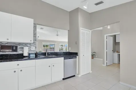 1544 Old Cypress Trail Wellington FL 33414