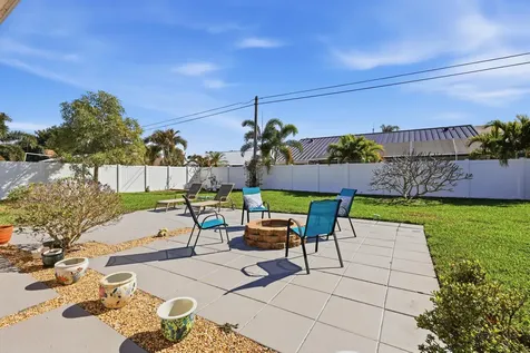 305 Circle Jupiter FL 33458