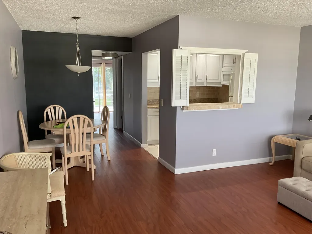 231 Berkshire K West Palm Beach FL 33417
